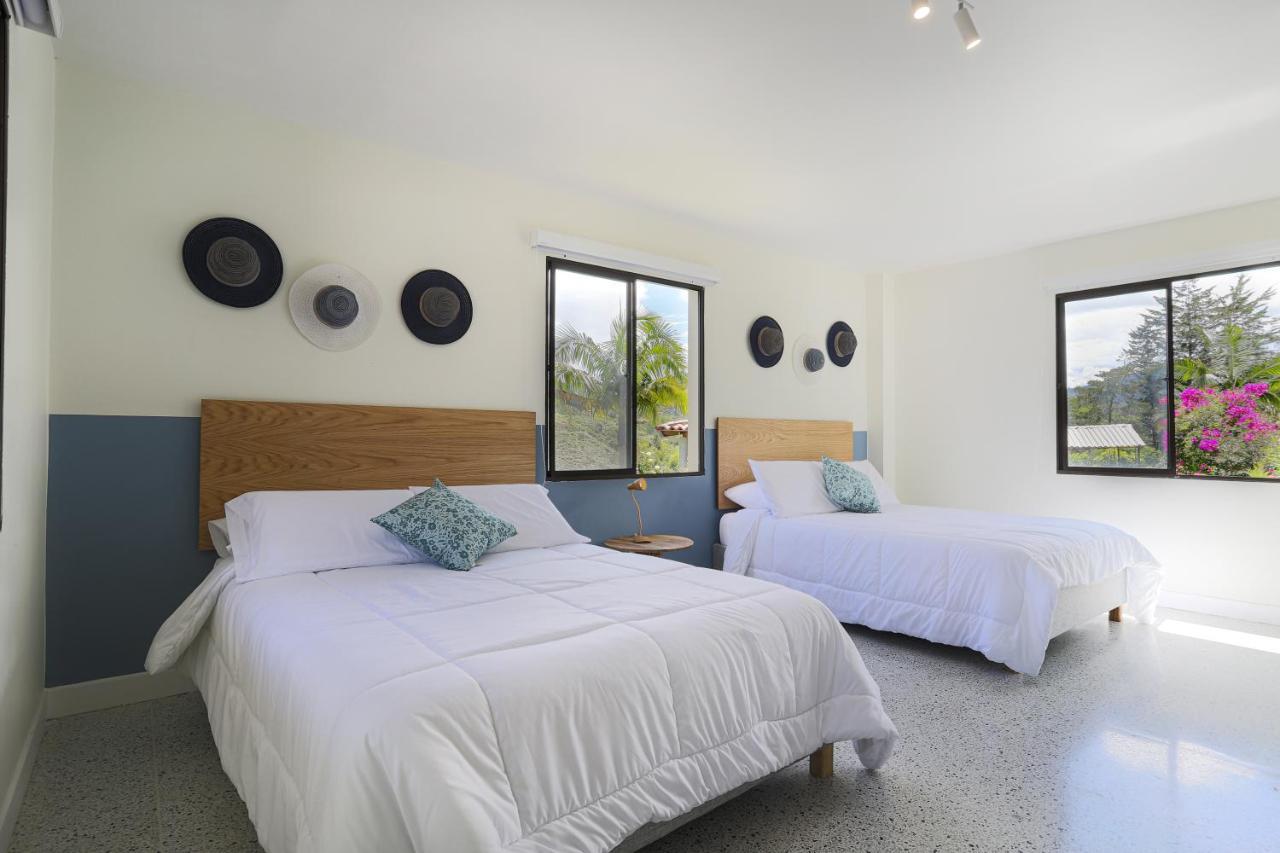 Soy Local Guatape Hotel ภายนอก รูปภาพ