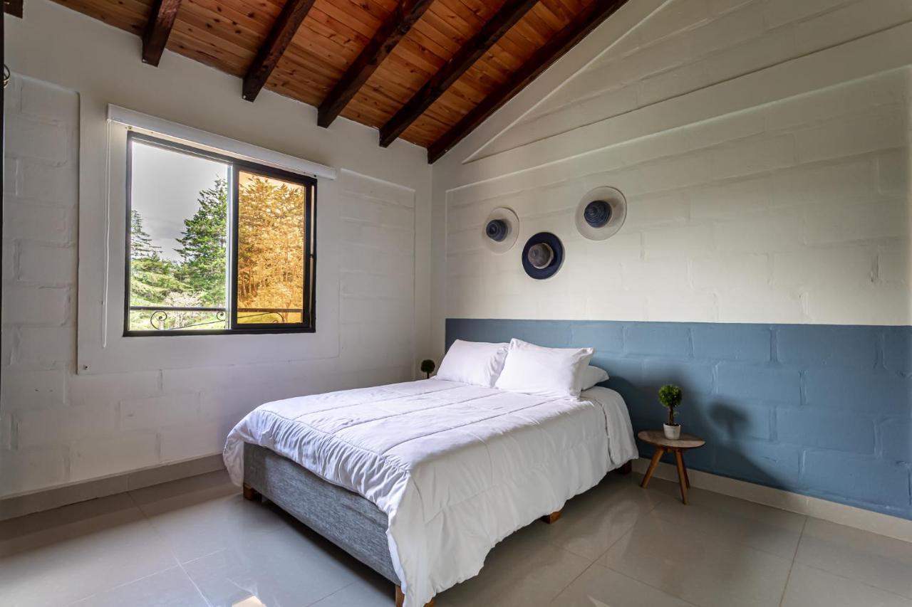 Soy Local Guatape Hotel ภายนอก รูปภาพ